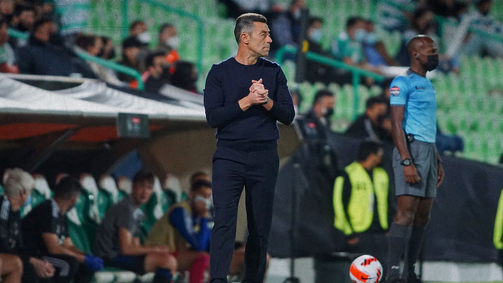 Pedro Caixinha vivió una desastrosa segunda etapa con Santos Laguna