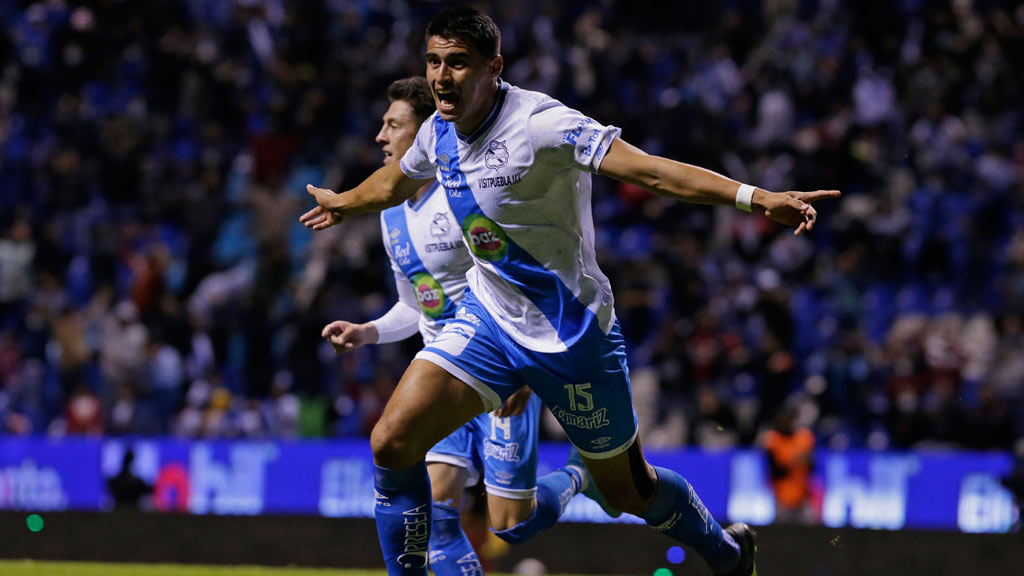 Quién es Guillermo Martínez anotador del golazo de chilena con Puebla