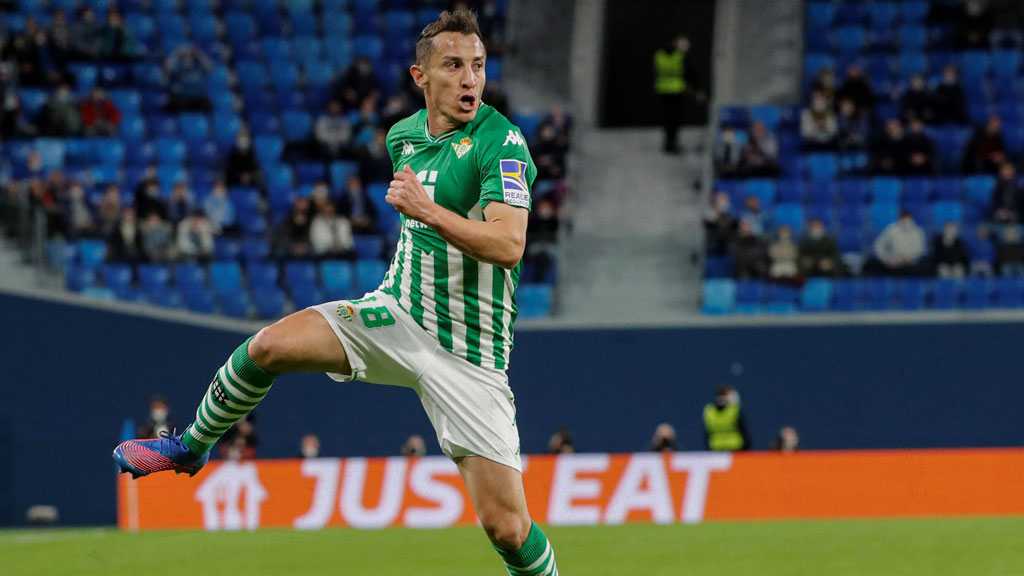 Real Betis cuenta con Andrés Guardado y Diego Lainez para el futuro