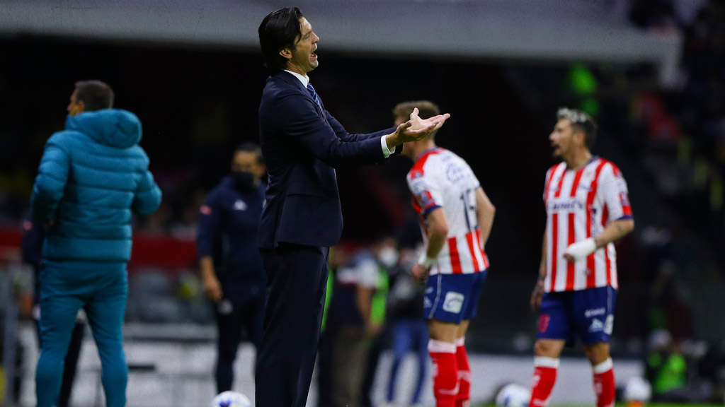 Santiago Solari no tiene conforme a varios jugadores del América 