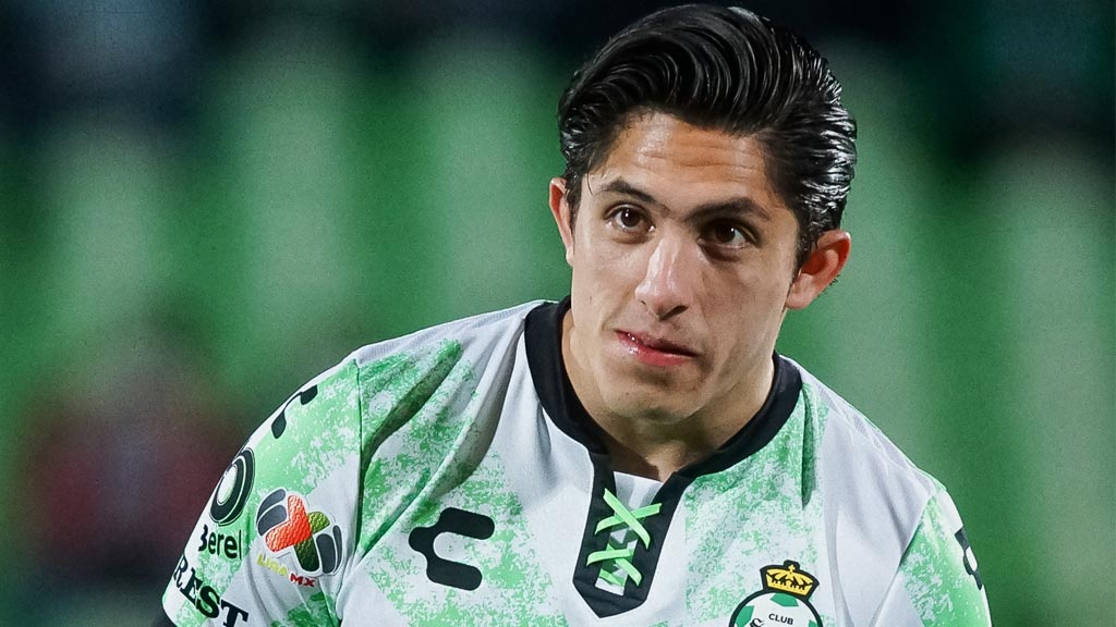 Alan Cervantes ha renovado su contrato con Santos Laguna hasta 2025; el mediocampista ha mostrado el mejor rendimiento de su carrera con los Guerreros