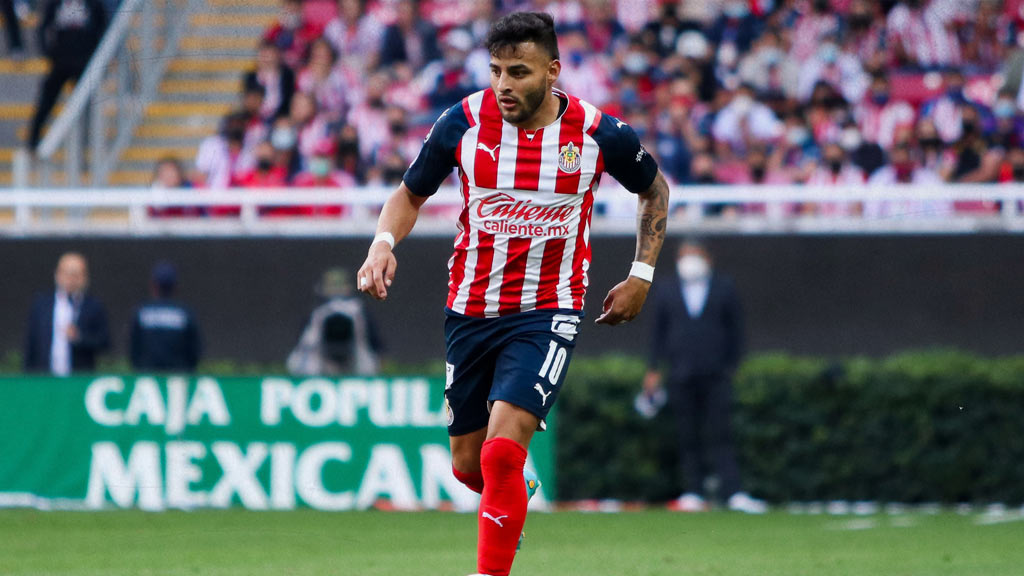 Alexis Vega y Chivas: Cuánto dinero mueve su renovación