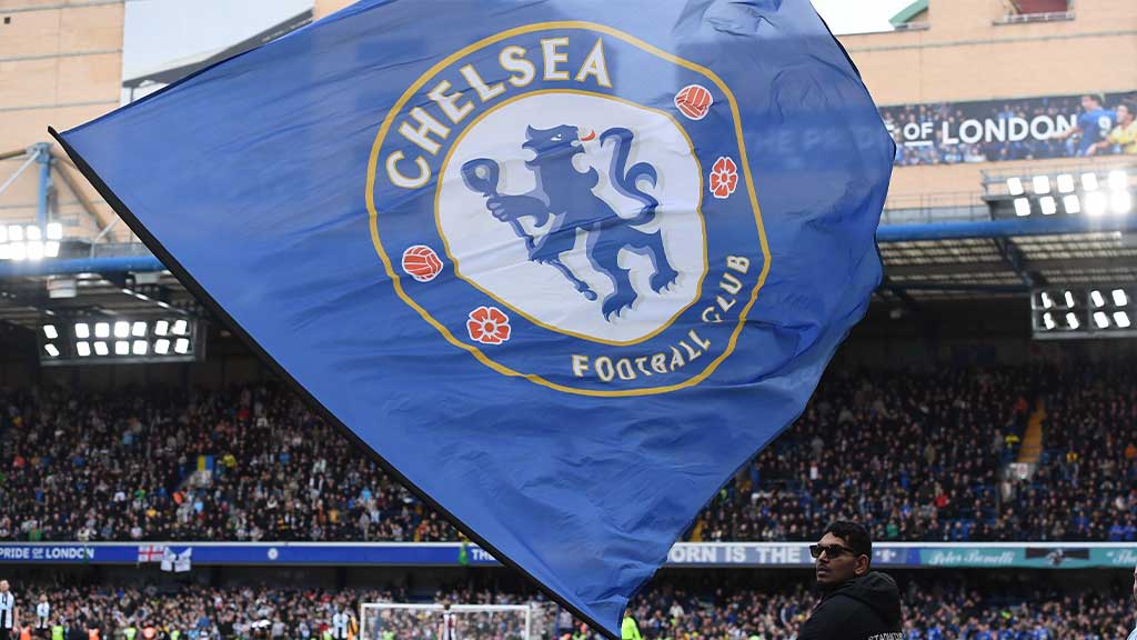 ¿A quién pertenece el grupo árabe que planea comprar al Chelsea?