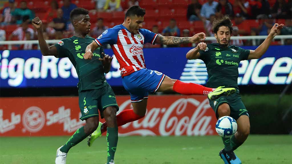 Chivas vs Santos: transmisión en vivo del partido de J9; escucha la Liga MX Clausura 2022 en directo