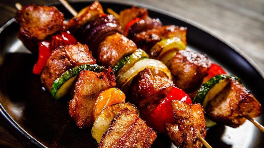 Cómo hacer shish kebab ¡En 6 sencillos pasos!