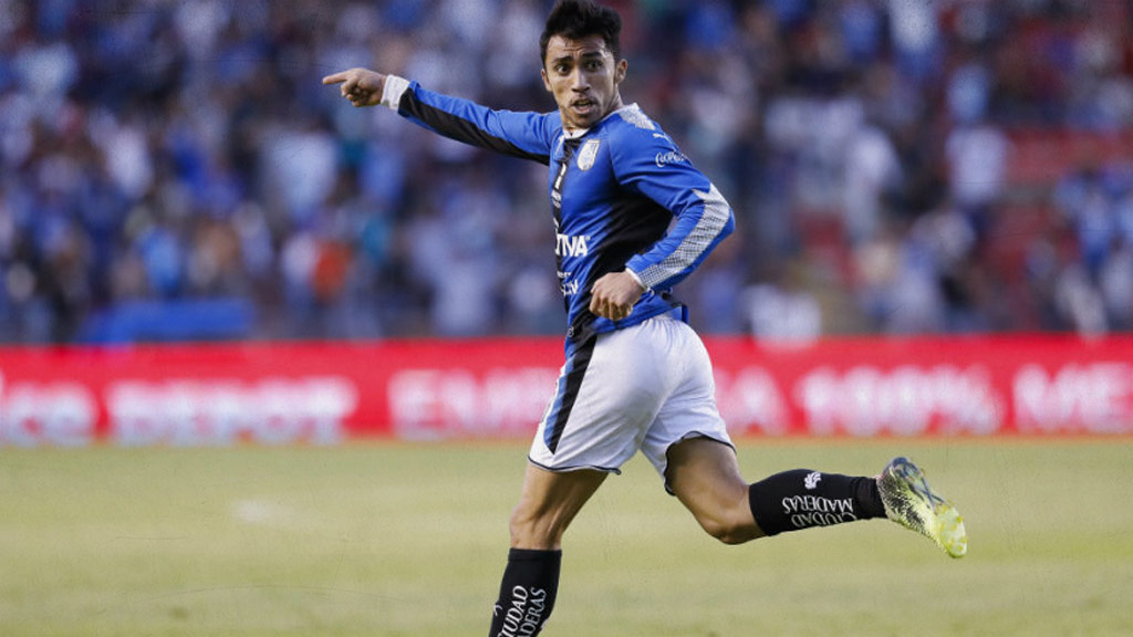 Edson Puch en su paso por los Gallos de Querétaro