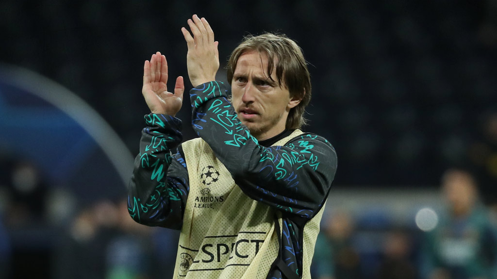 Luka Modric quiere renovar su contrato con el Real Madrid; pero al momento no hay propuesta