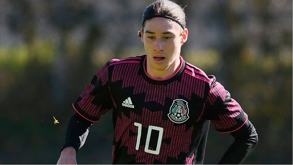 Marcelo Flores puede ir a Qatar 2022 pero con Canadá