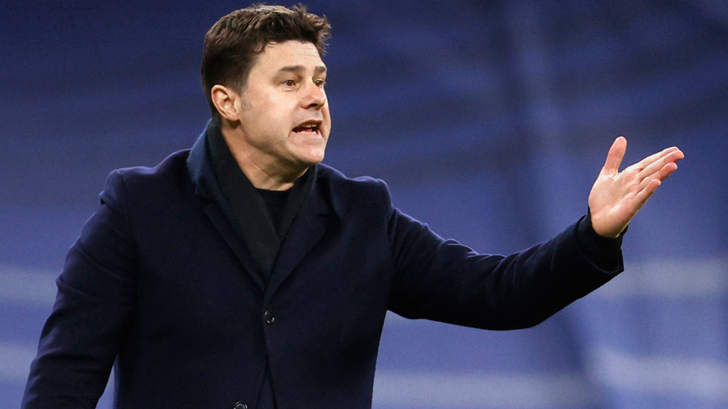 Mauricio Pochettino, con pie y medio fuera del PSG