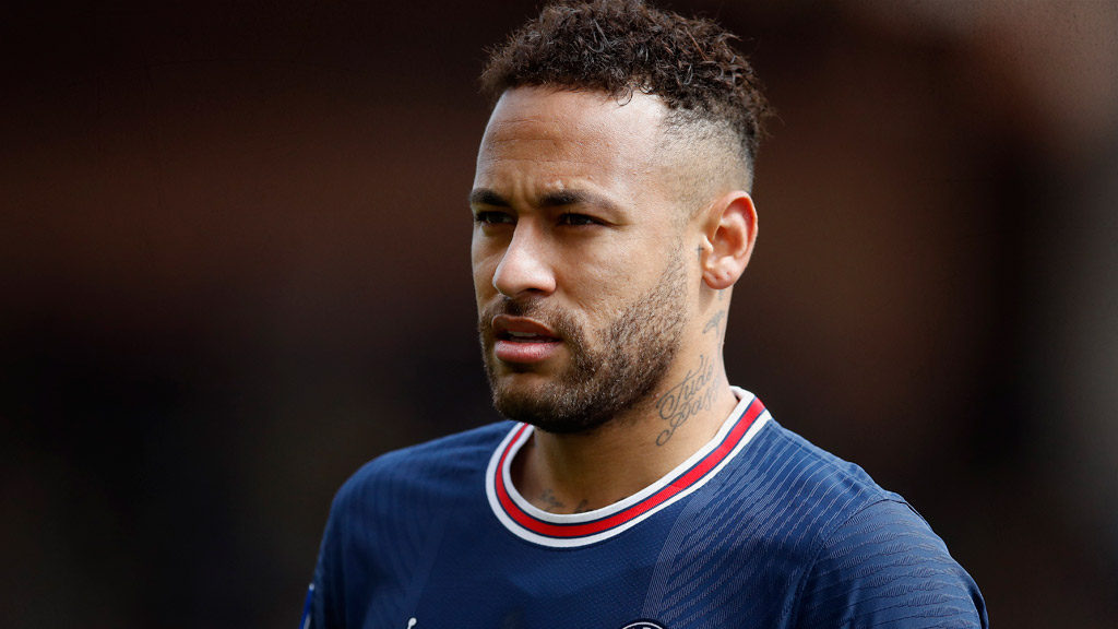 Neymar, estrella del PSG es acusado de llegar borracho a los entrenamientos