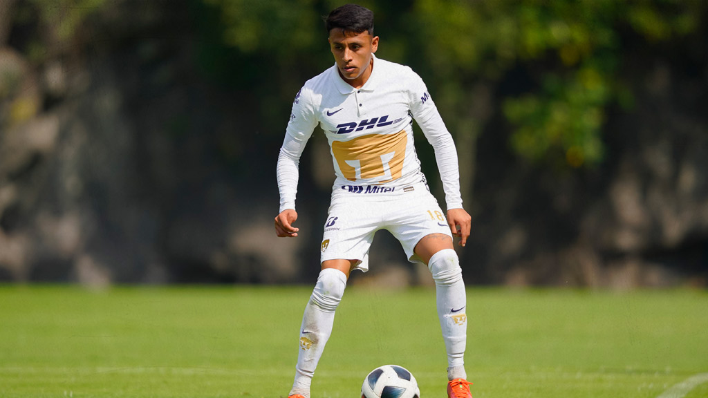 Pumas: Oliver Pérez apunta como lateral izquierdo de los Felinos