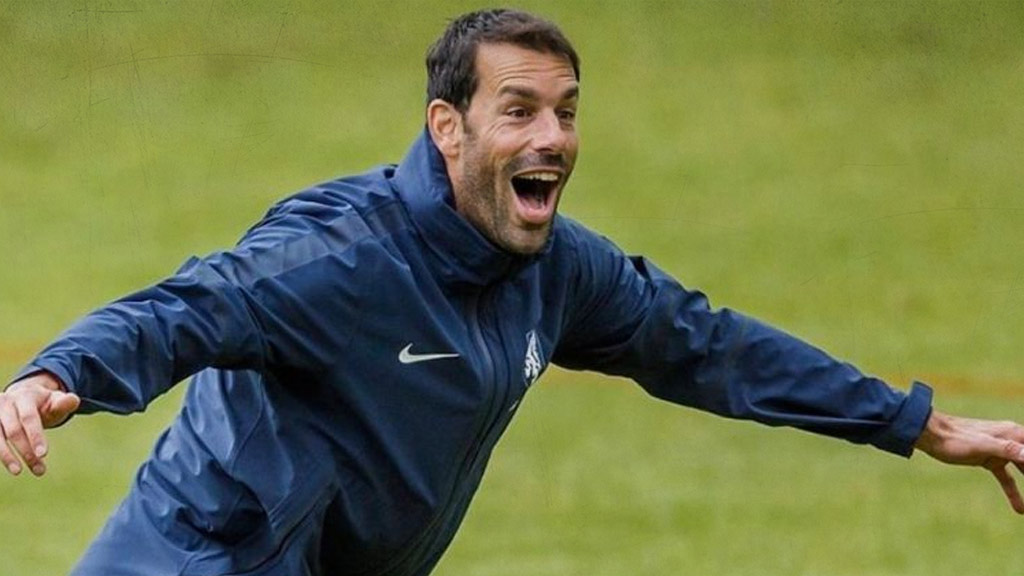 Ruud Van Nistelrooy nuevo DT de PSV y Erick Gutiérrez; conoce a VanGol