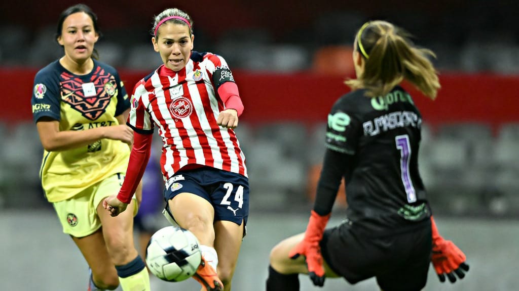 Alicia Cervantes, máxima goleadora del Clásico Nacional, Chivas-América