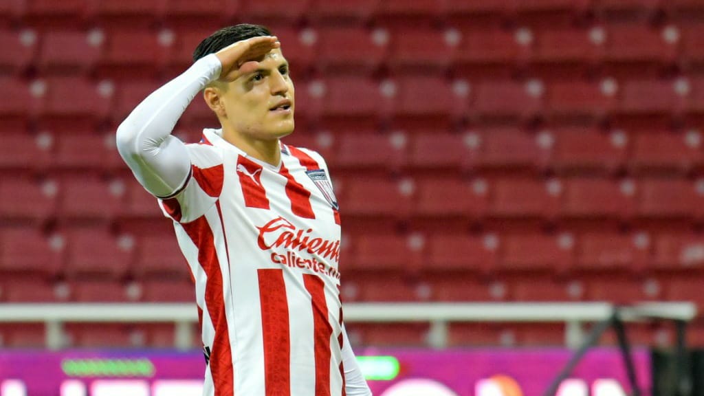 Chivas: Ronaldo Cisneros se va a MLS; los números que dejó el ‘9’ que nunca se afianzó