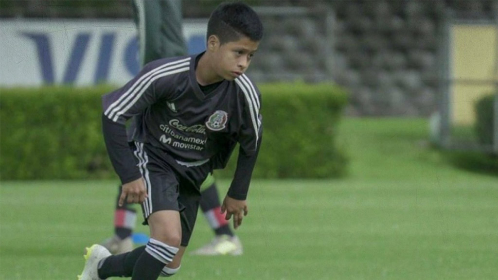 Alex Alcalá, el mexicano deslumbra vs Manchester United