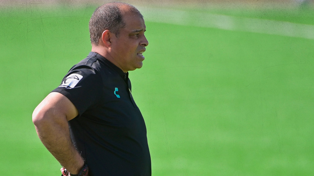 Carlos María Morales puede quedarse con el cargo en Club Léon para el Apertura 2022