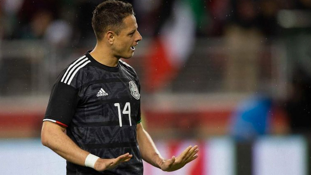 Chicharito se queda fuera de Qatar 2022 con la Selección Mexicana