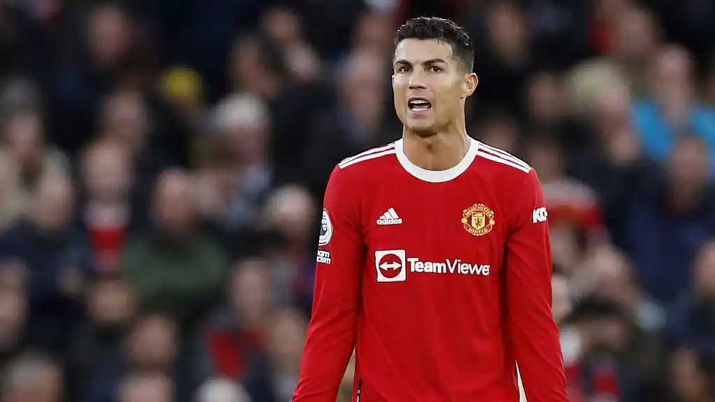 Cristiano Ronaldo es investigado por la policía; madre del niño al que le tiró el celular acusa por lesión