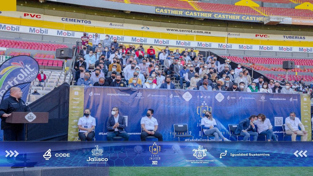 En la Copa Jalisco suspendieron de por vida a jugadores que agredieron a un árbitro