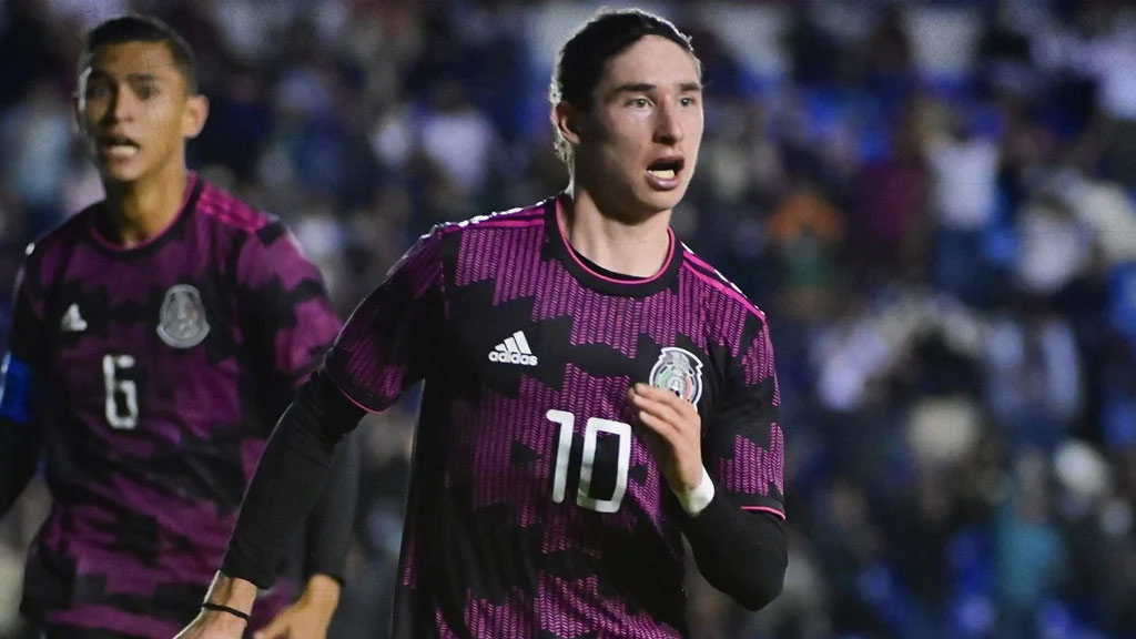 Marcelo Flores tiene oportunidad de ir a Qatar 2022 con México
