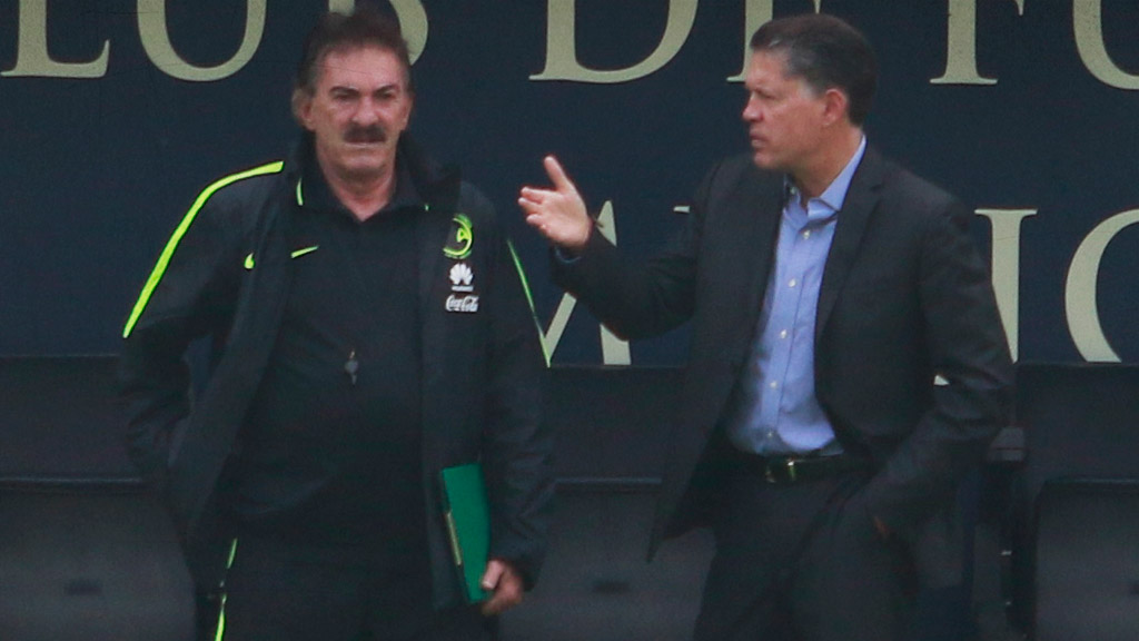 Ricardo La Volpe y Ricardo Peláez tuvieron una relación complicada en América