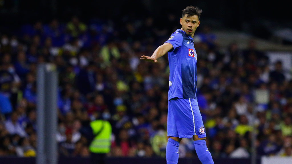 Ángel Romero espera su renovación con Cruz Azul