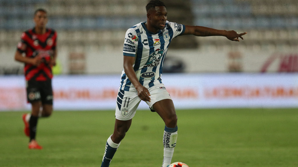 Avilés Hurtado se va de Monterrey gratis; Pachuca decidirá su futuro