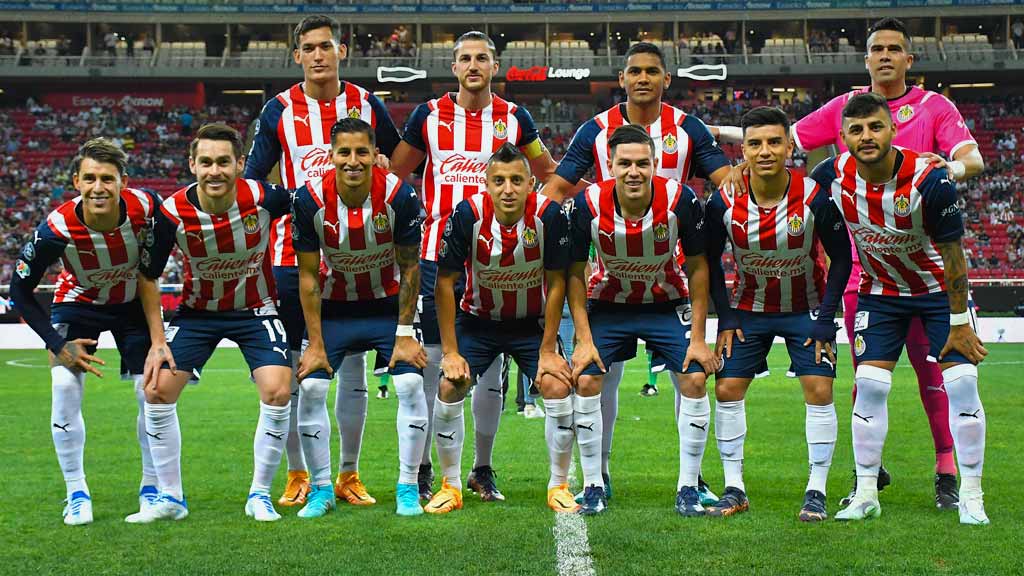 Chivas de Guadalajara tiene la duda sobre si habrá refuerzos para el torneo Apertura 2022