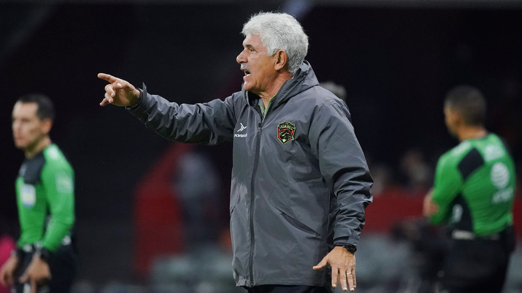 Cruz Azul: Tuca Ferretti entra en radar, ¿Qué técnico buscan en lugar de Juan Reynoso? 