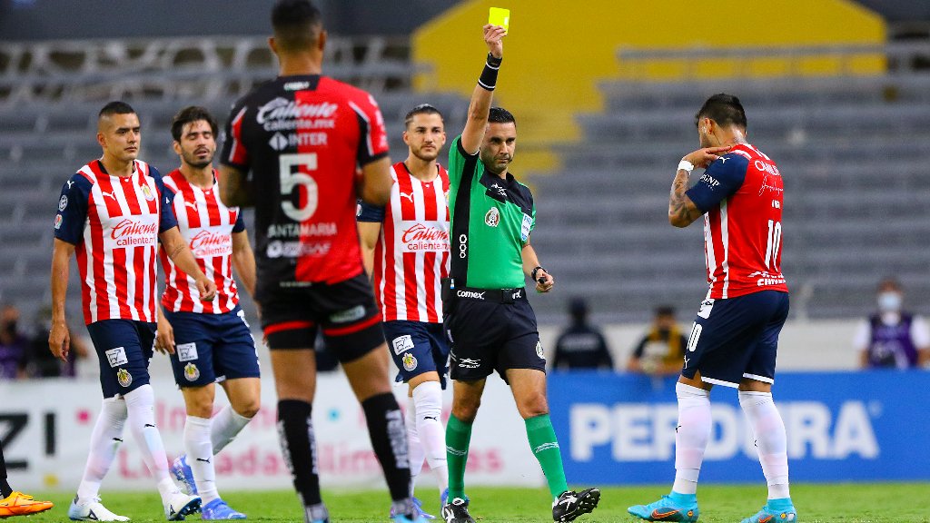 Chivas vs Atlas: transmisión en vivo del partido de ida de cuartos; escucha la Liga MX Clausura 2022 en directo