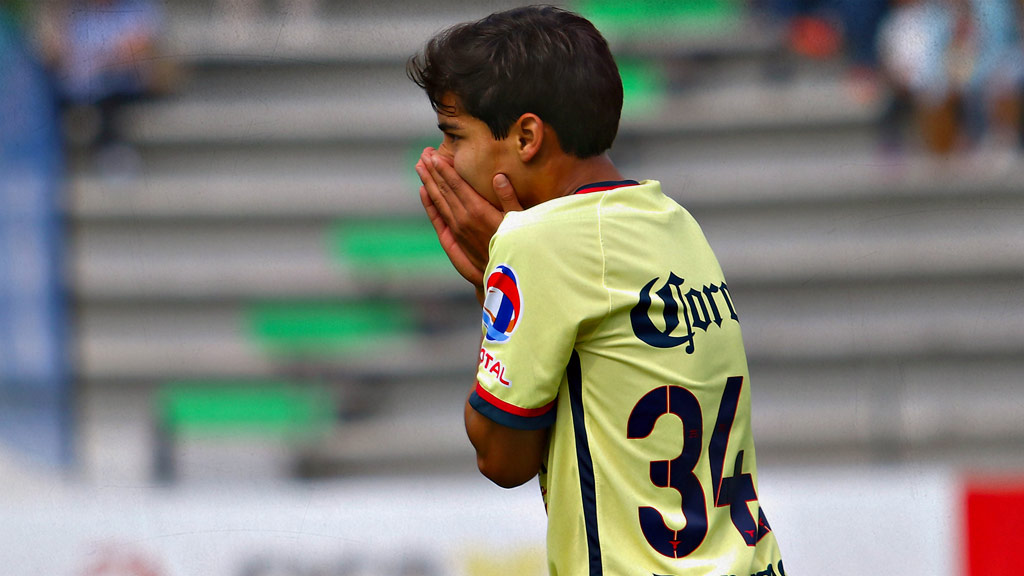 Diego Lainez en sus inicios con las Águilas del América