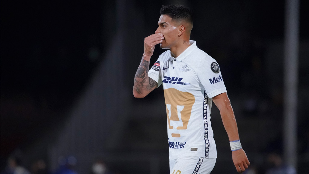 Favio Álvarez en un partido con los Pumas de la UNAM