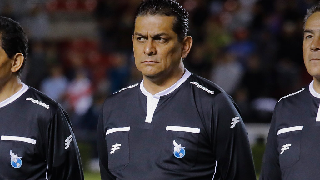 Felipe Ramos Rizo, un ex árbitro siempre en el ojo del huracán