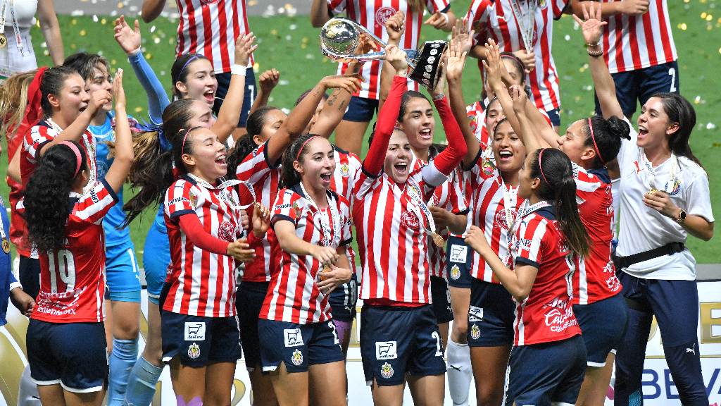 Chivas Femenil, el club de futbol femenil más popular en el mundo en redes sociales