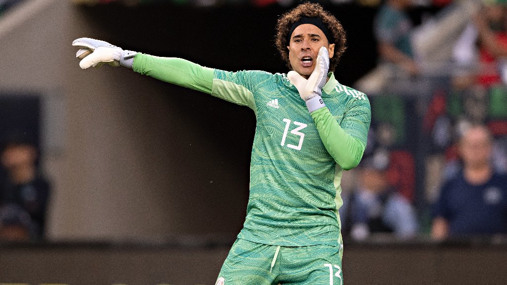 Guillermo Ochoa podría regresar a España; petición de Javier Aguirre