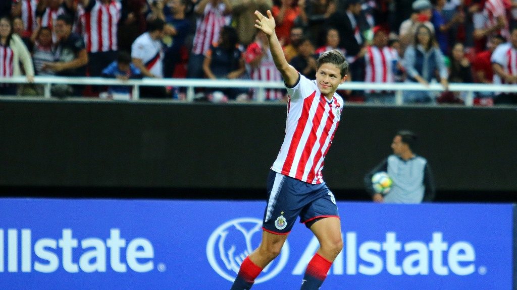 Jesús Godínez, otro delantero que no encontró lugar en Chivas y vive a préstamo