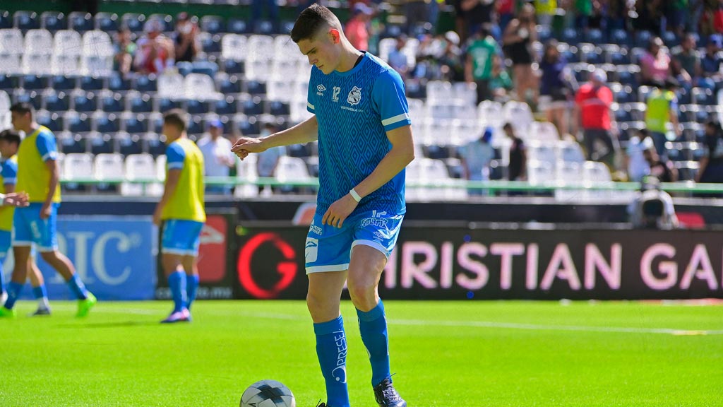 Israel Reyes se ha destacado con Puebla y podrían pagar su cláusula de rescisión