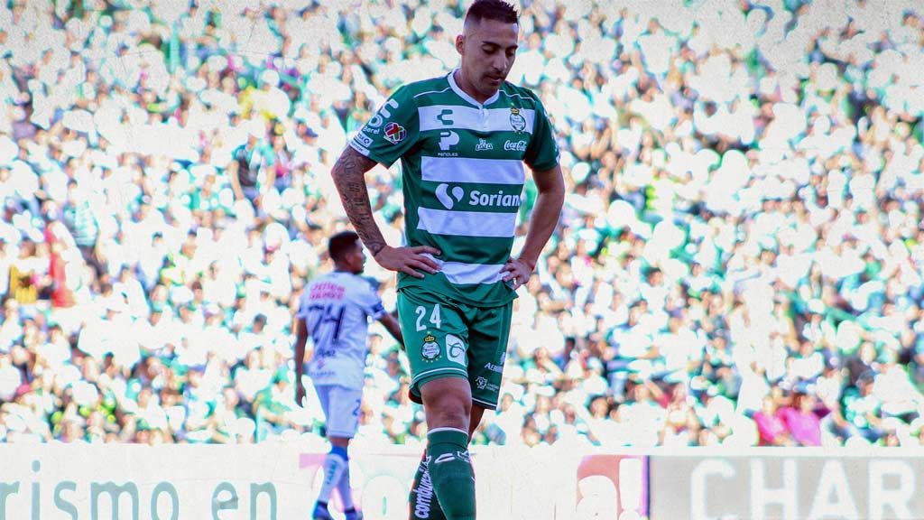 Javier Correa, obligado a regresar a Santos Laguna