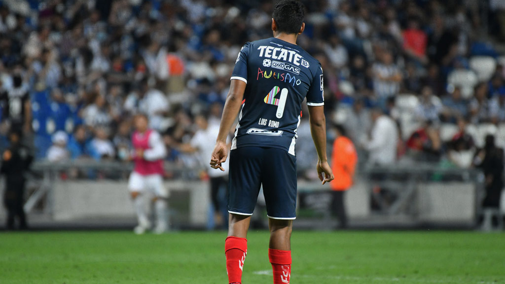 Luis Romo no ha convencido en Monterrey y se olvida de Rayo Vallecano en España