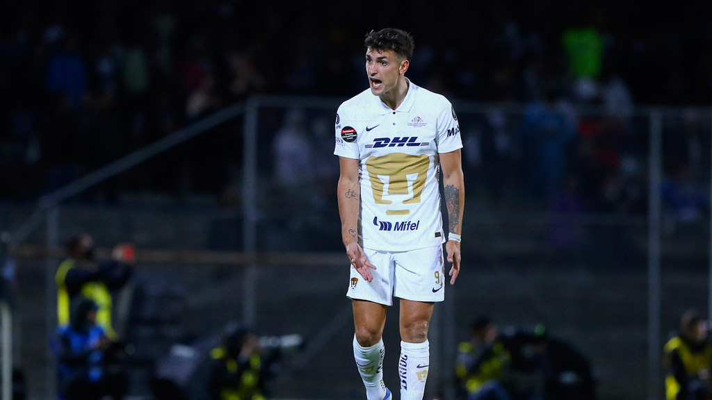 Pumas hizo oficial la renovación de Juan Ignacio Dinenno