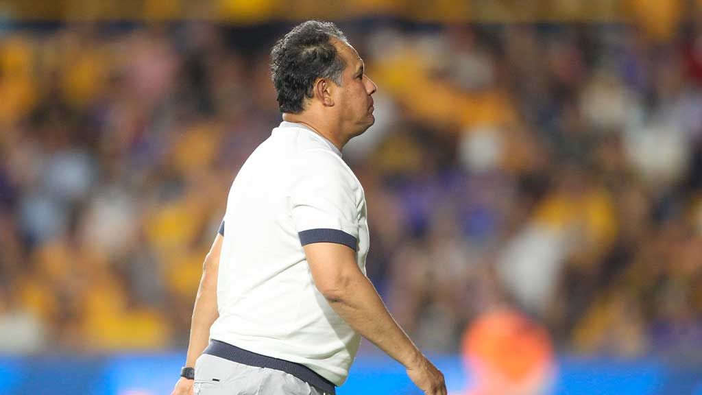 La razón por la que Cruz Azul demanda a Juan Reynoso