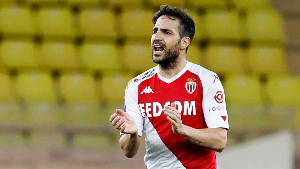 El español Cesc Fábregas continuará su carrera en la segunda división italiana