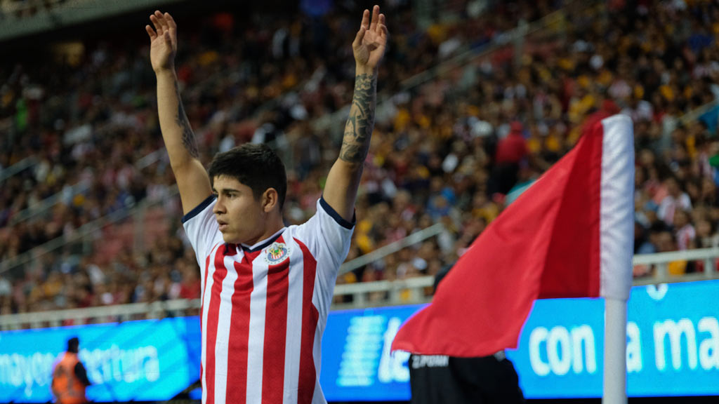 Chofis López quiere una nueva oportunidad en las Chivas de Guadalajara