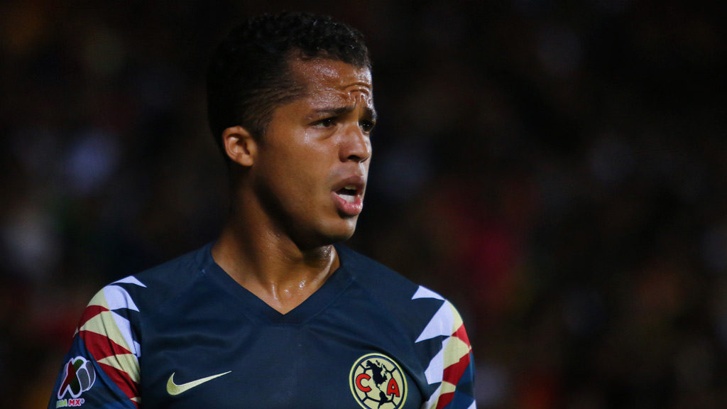 Giovani Dos Santos, pierde el rumbo de su carrera y rechaza ofertas