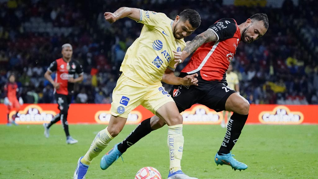 El actual contrato de Henry Martín con América hacen complicada su salida