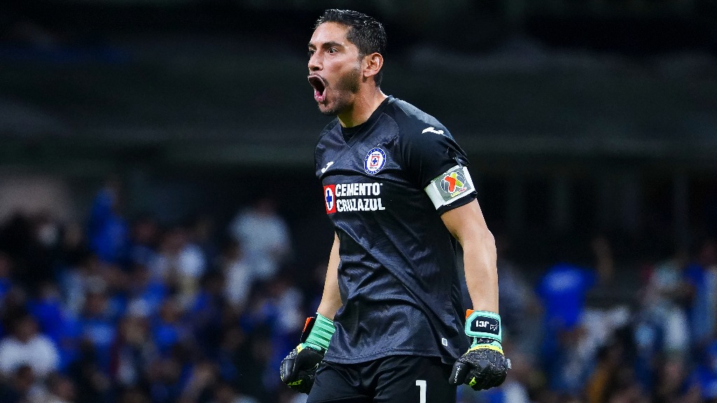 Jesús Corona, entre los 10 jugadores más valiosos que superan los 40 años