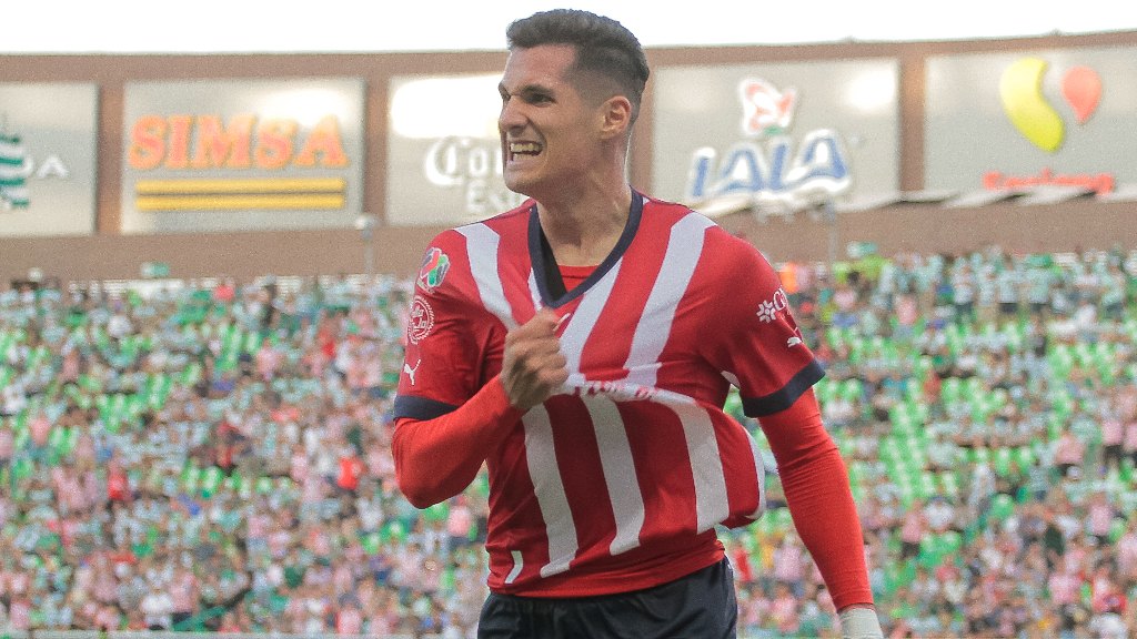 Chivas: quién es José González, el joven que cortó la sequía de goles del Guadalajara