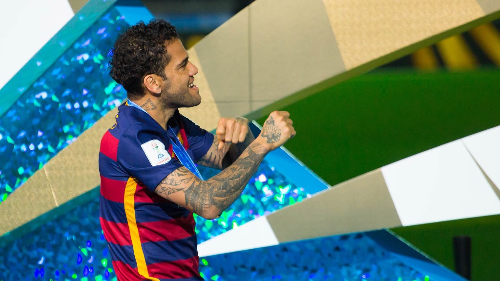 Dani Alves es nuevo jugador de Pumas 