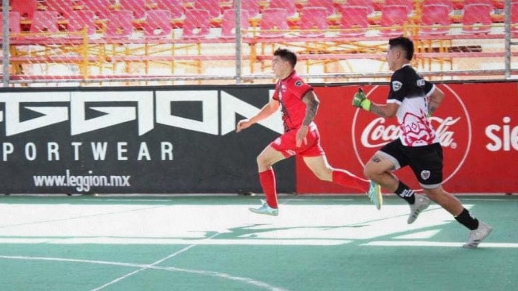 Luis Ángel Mendoza no encontró lugar en la Liga MX para este Apertura 2022, tuvo refugio en el futbol rápido