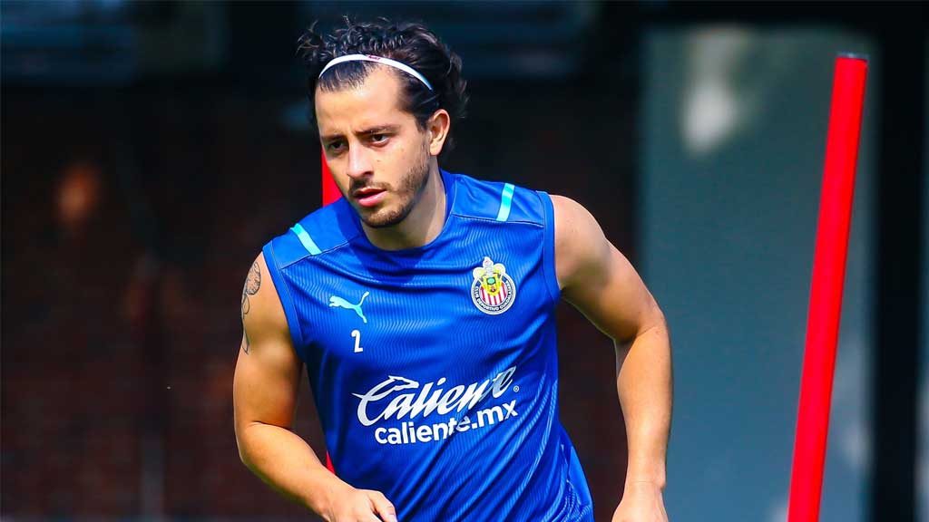 Chivas: El motivo por el que Ricardo Cadena no alinea a Alan Mozo de titular